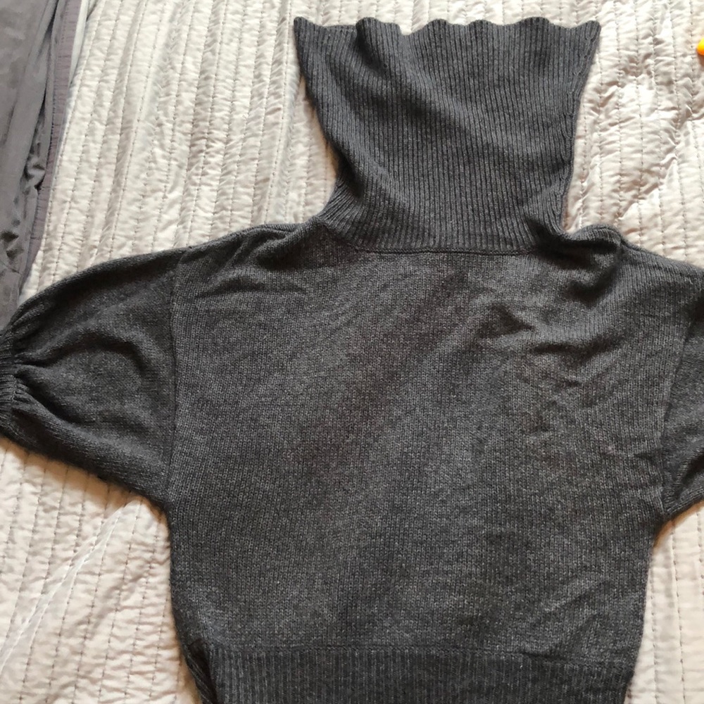 Express Design Studio Turtleneck - image 4